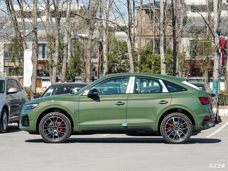 新款奥迪SQ5 Sportback上市 51秒破百