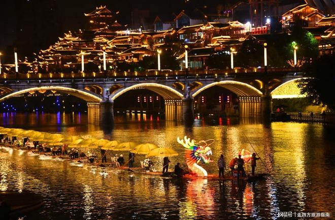 恩施旅游攻略5天4晚大概需要多少费用？恩施必去的大景点推荐！(图2)