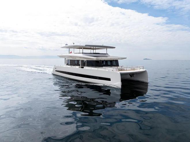 土耳其VisionF Yachts交付首艘全电动E-Cat 80双体游艇