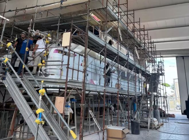 意大九游娱乐官方网站利Giangraso首艘自主全铝24米G24游艇准备下水(图4)