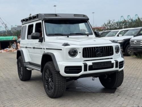 限量版奔驰G63 4x4²落地价多少钱 22寸轮毂碳纤维内饰 金融0首付(图1)