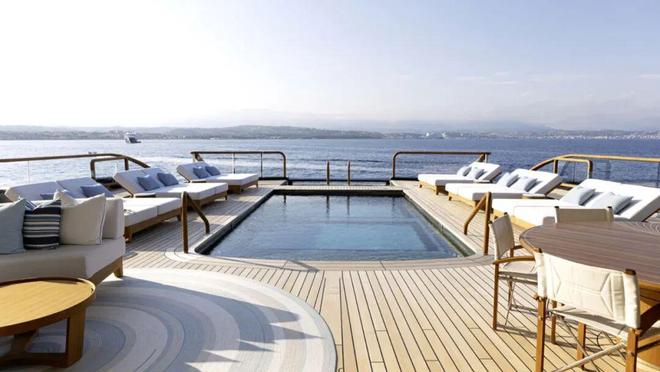 比尔·盖茨119米氢动力超艇“Breakthrou九游官网gh”号已易手(图7)