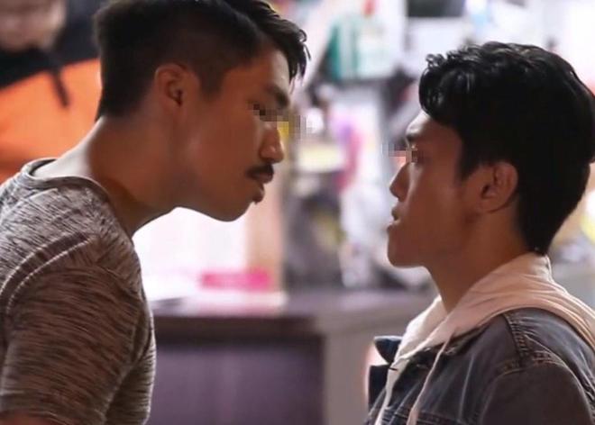 23岁男模直播赶海被榜一大哥带上私人游艇隔天在肛肠科痛哭(图5)