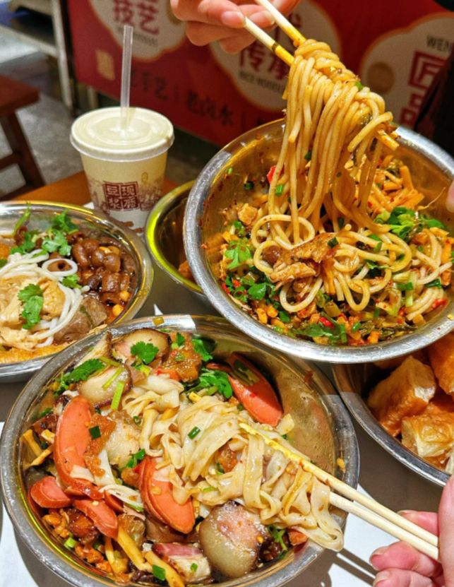 桂林五日游跟团纯玩无购物推荐？2025最新价格对比+超全行程规划九游app(图2)