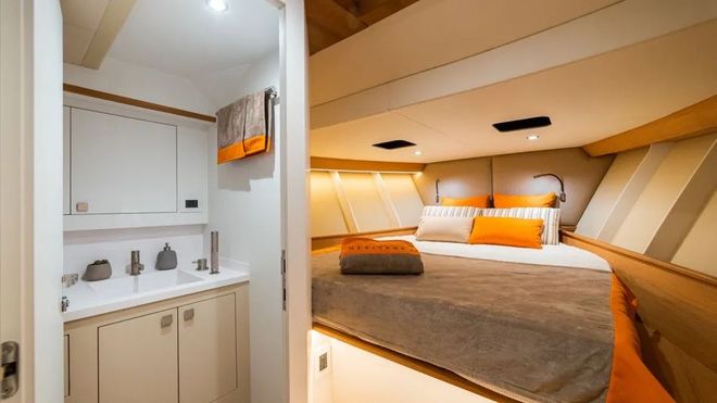 70年代意大利经典木制游艇的超现代再现(图10)