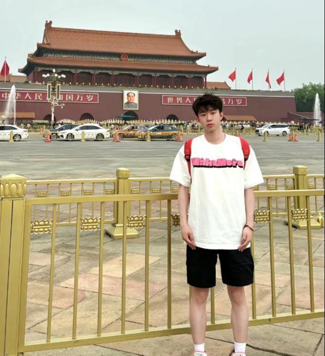 北京旅游攻略去北京当地怎么报团去4天3晚旅游团多少钱？(图2)