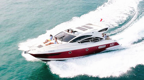 台风逼近渔民紧急回港