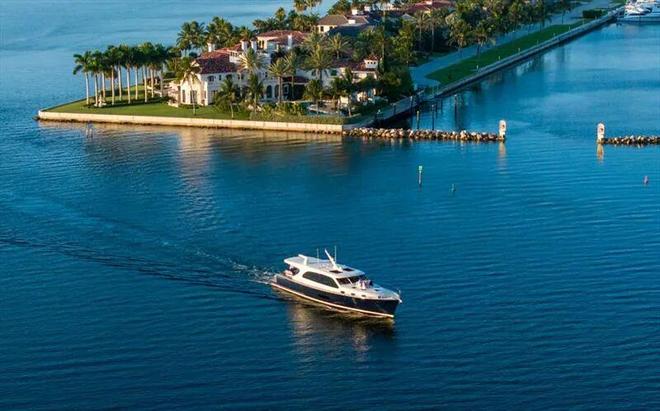 马来西亚Palm Beach首艘276米旗舰型号PB85游艇下水(图3)