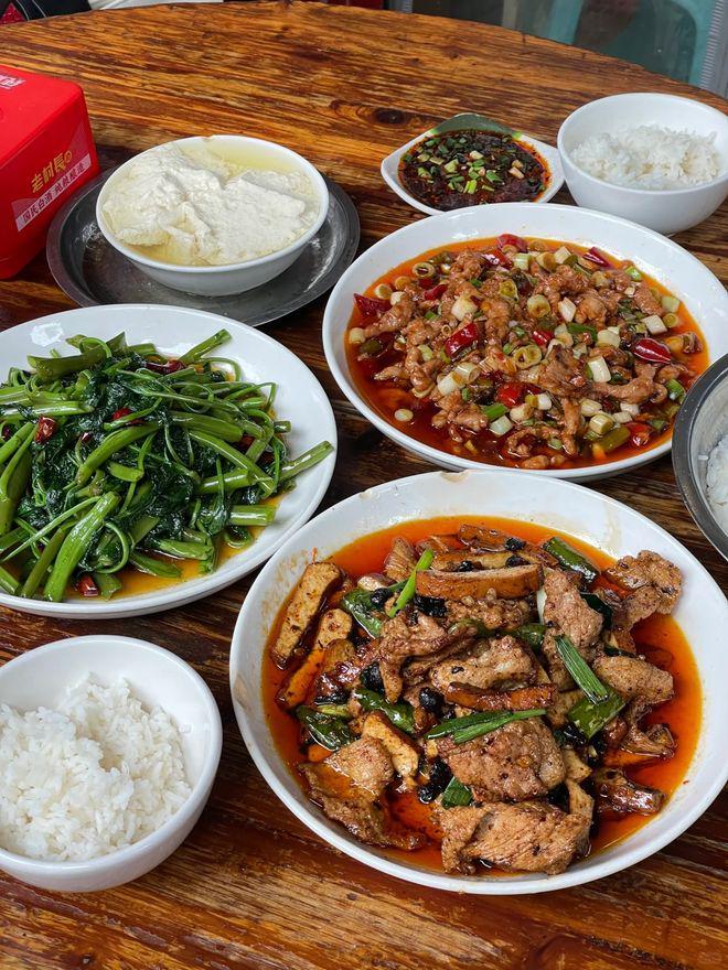 重庆家庭游预算攻略专业导游费用明细(图4)