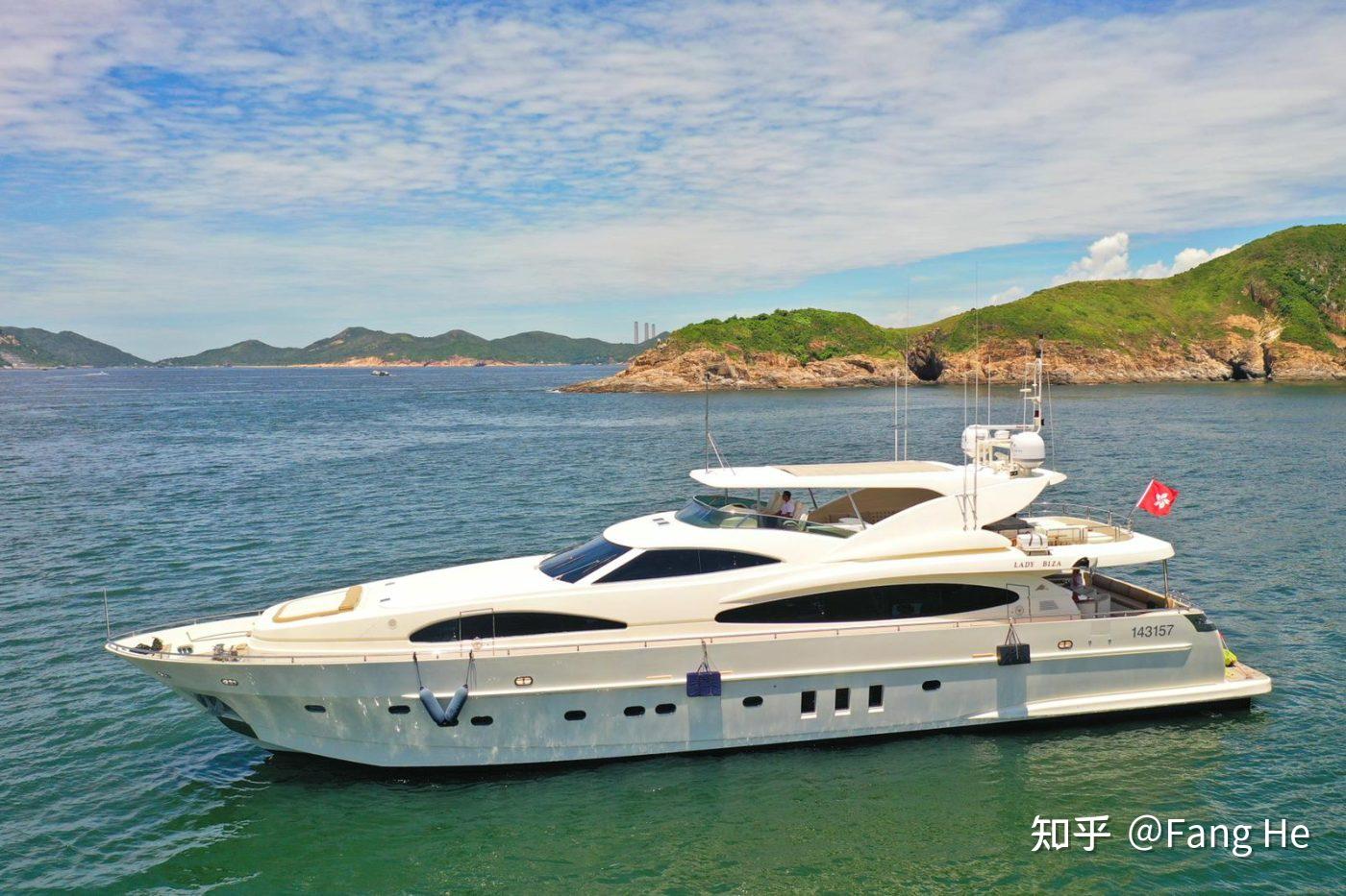 山东省首艘海关监管艇在青岛海关启用