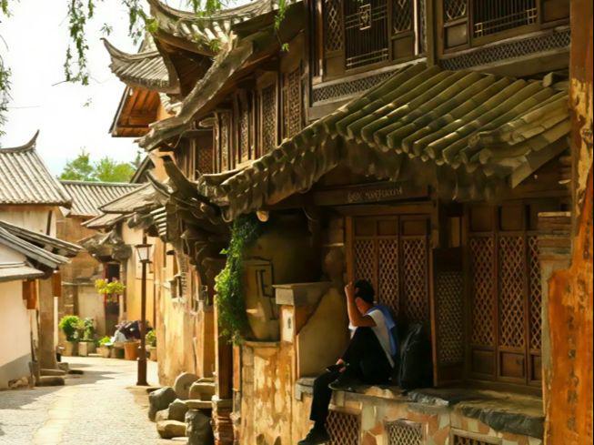 九游娱乐官方网站云南6天5晚跟本地团游全攻略！不踩雷玩法+必玩景点路线一网打尽(图2)