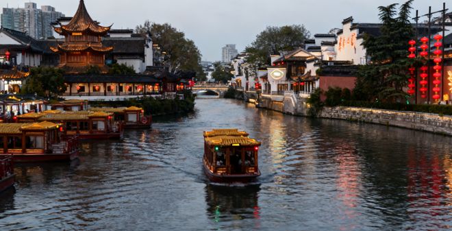 九游娱乐官方网站三人去南京旅游4天大概要多少预算？南京旅游透明无隐形消费！