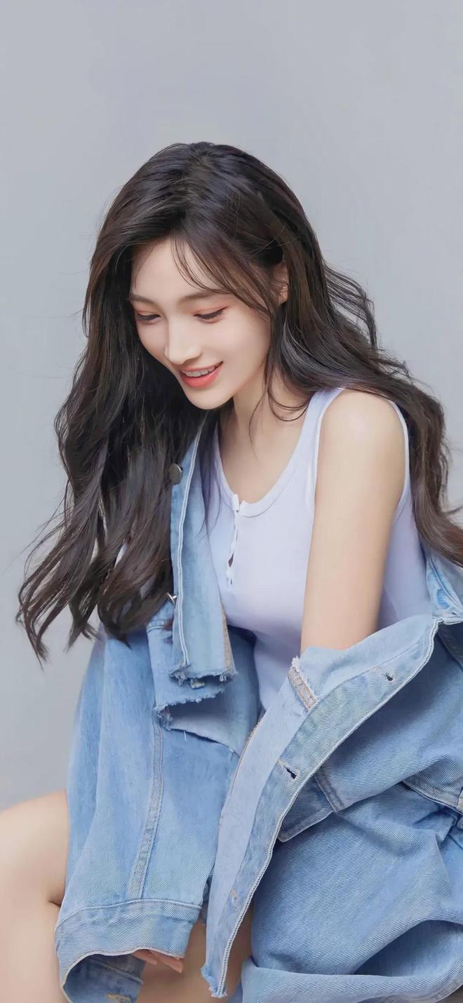 林晓涵张婉莹陈子欣