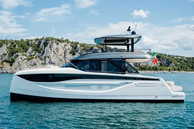 特辑：2025全球首秀双体动力艇及帆船(图2)