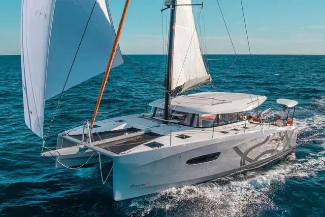 特辑：2025全球首秀双体动力艇及帆船(图11)