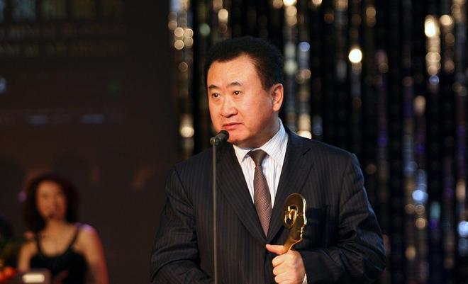 九游娱乐官方网站71岁王健林罕见缺席捐款香港火灾没能拨款背后原因太过心酸(图10)