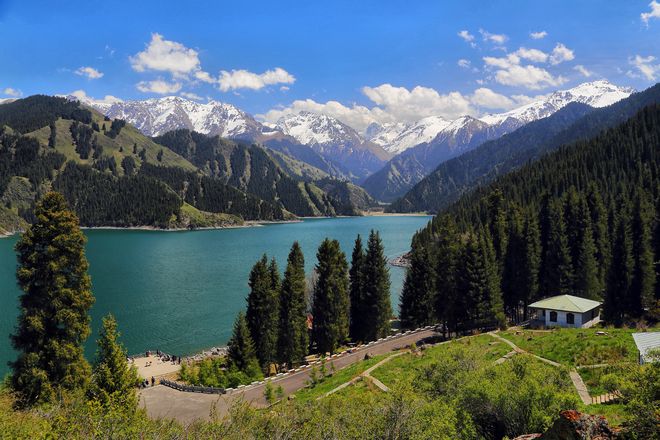 从湖南去新疆报团游6天5晚实用参团线路旅行社旅游团玩法太省钱(图2)