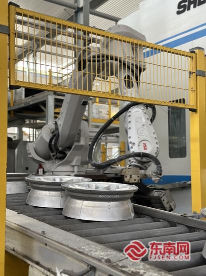 踏访南安一线：科创赋能传统焕新 多维协同擘画高质量发展新图景(图2)