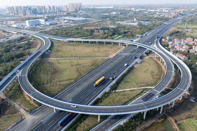 扩大游艇消费、打造自驾精品路 交通领域消费新场景要来了