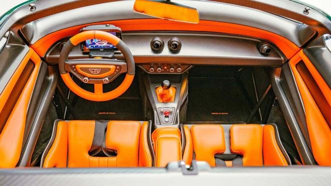 九游官网Donkervoort P24 RS创造770马力吨的超轻传奇(图10)