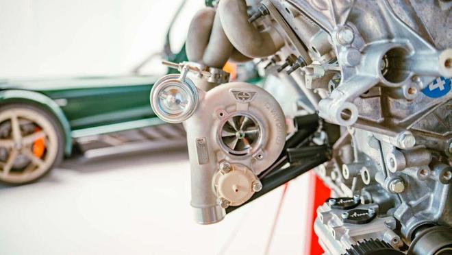 九游官网Donkervoort P24 RS创造770马力吨的超轻传奇(图14)