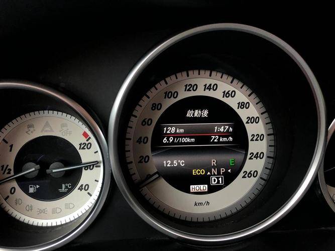 百万级商务轿车 奢华至极