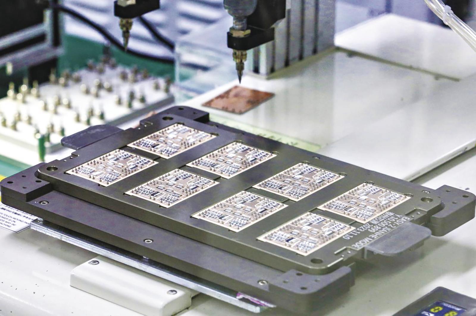 威海火炬高新区打造先进制造业集群优势(图2)