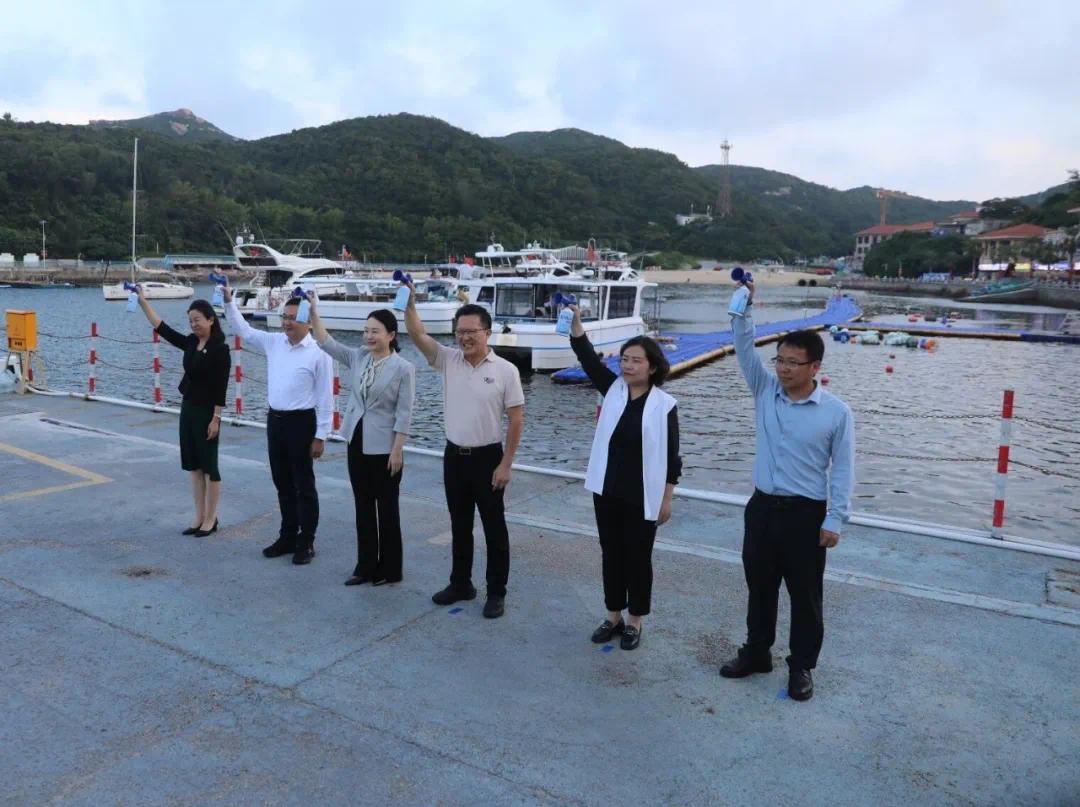 7家涉海企业集中签约全省首个游艇租赁项目在珠海万山首航